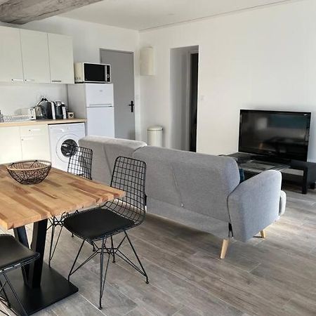 Appartement Centre De Guecelard Экстерьер фото