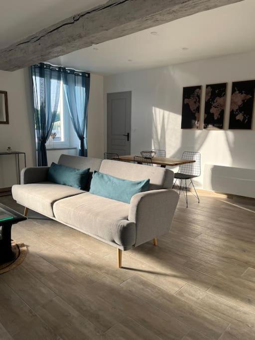 Appartement Centre De Guecelard Экстерьер фото